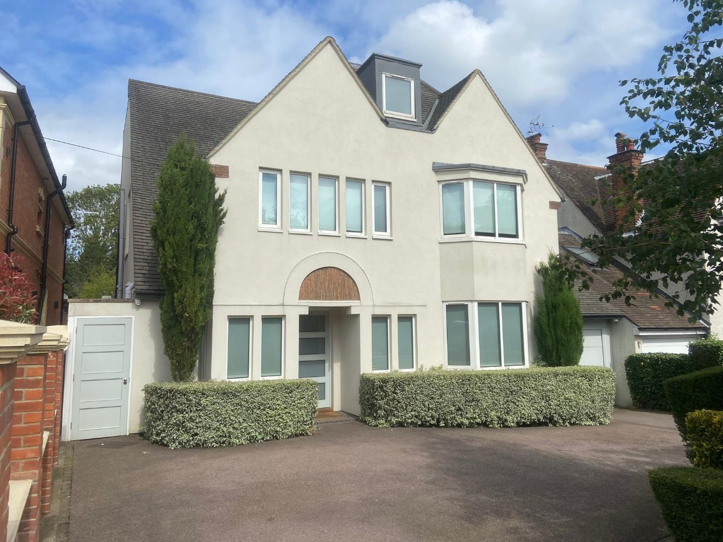 5 bed property in Uphill Road, Mill Hill